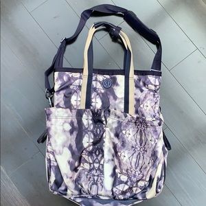 Lululemon yoga/gym or travel bag